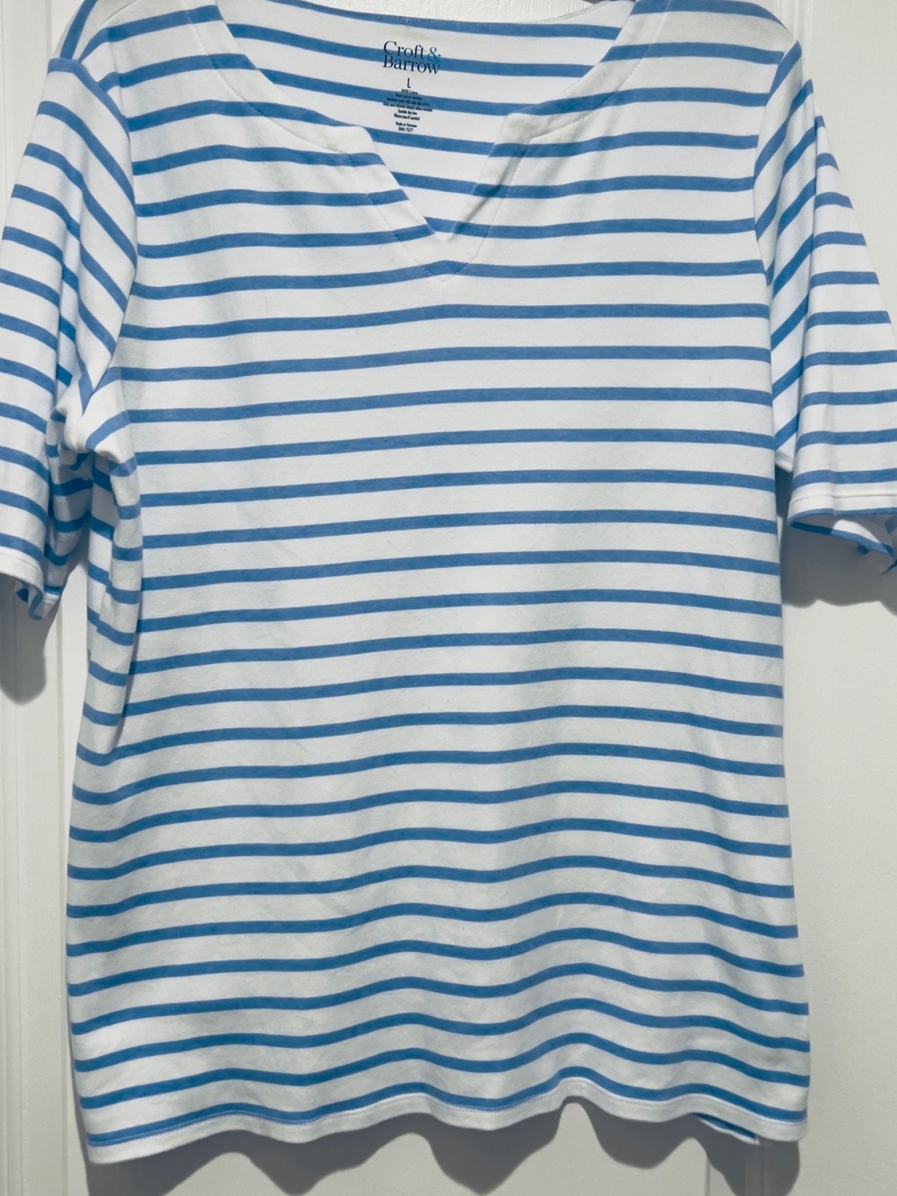 Croft  & Barrow White Tunic with Light Blue Stripes, size large